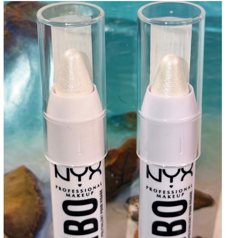 NYX Jumbo Multi-Use Face Stick Vanilla Ice JHS02 Shimmer Highlighter Set of 2